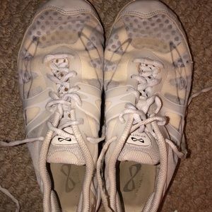 Nfinity Vengeance Cheer Shoes